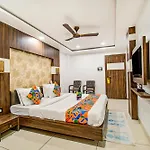 Fabhotel Rajnandani Residency Bhawarkua
