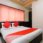 Oyo 3341 Hotel Malwa Country
