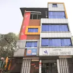 Oyo 3341 Hotel Malwa Country