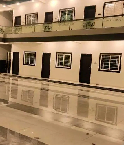 Oyo Siddharth Regency