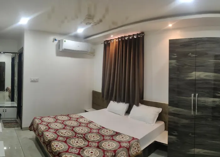 Hotel Rb Palace
