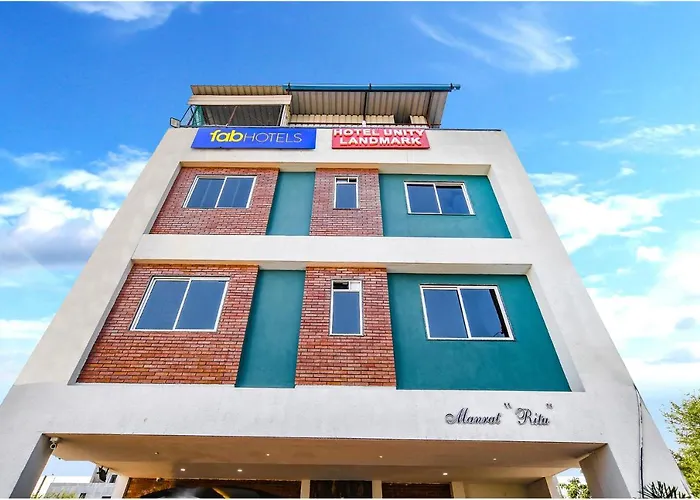 Fabhotel Unity Landmark