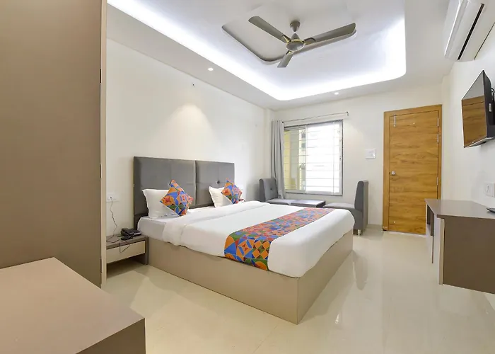 Fabhotel Synergy Stays