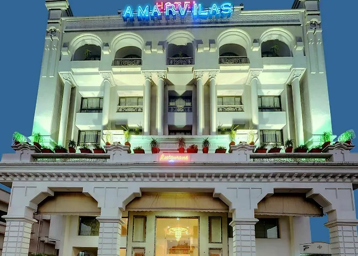 Hotel Amarvilas