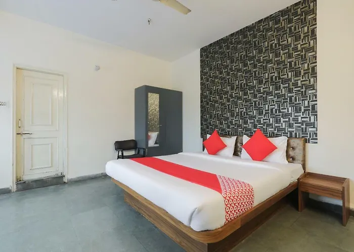 Oyo 41740 Karnawat Guest House