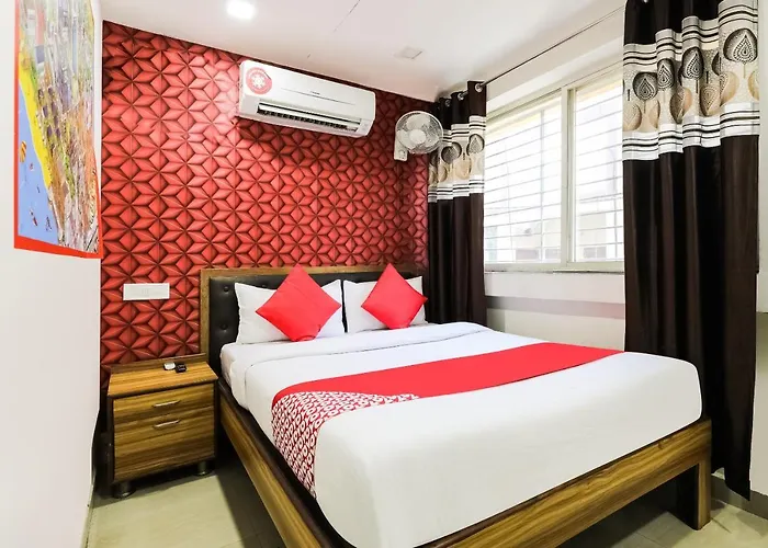 Oyo 30524 Relax Inn