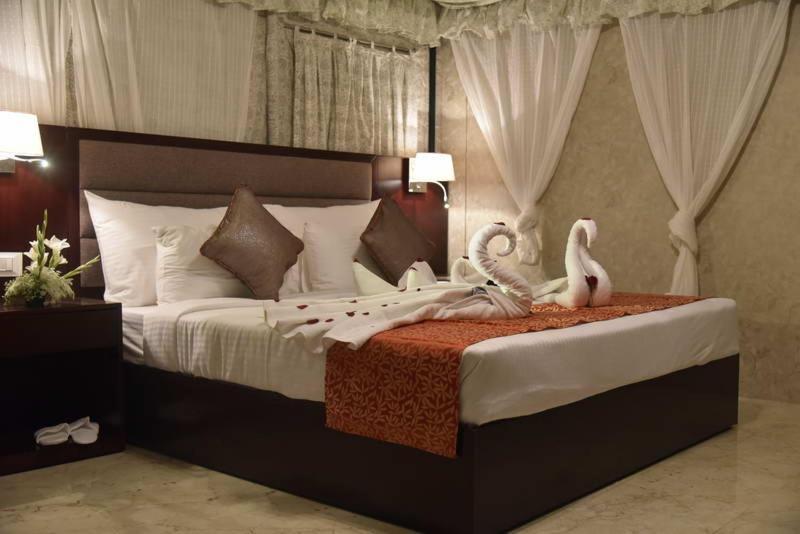 Pride & Convention Centre Hotel 5*