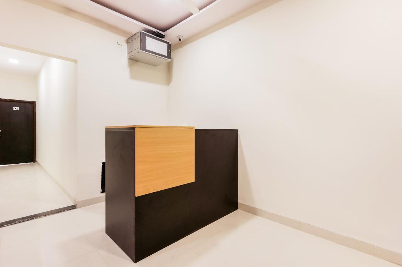 Oyo Flagship 30861 Velocity Vijay Nagar Hotel Indore