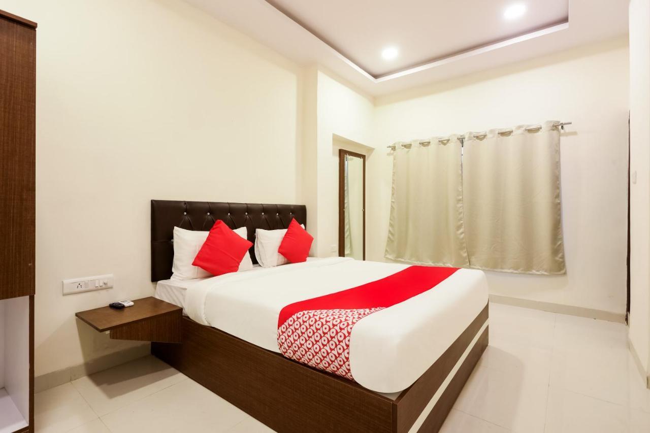Oyo Flagship 30861 Velocity Vijay Nagar Hotel