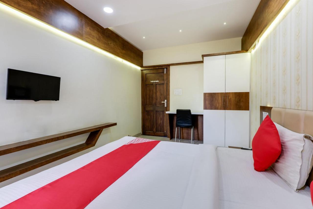 Hotel Oyo 16733 Sunshine Indore
