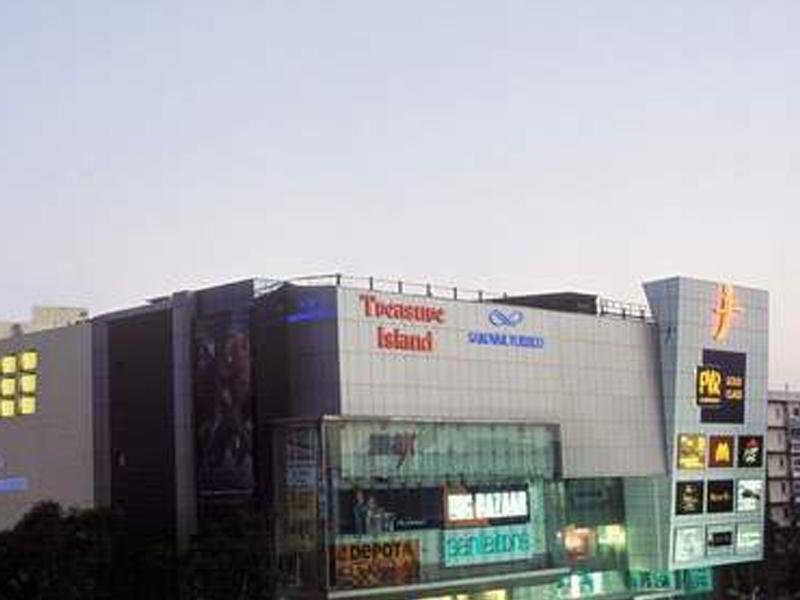 Sarovar Portico Hotel 4*