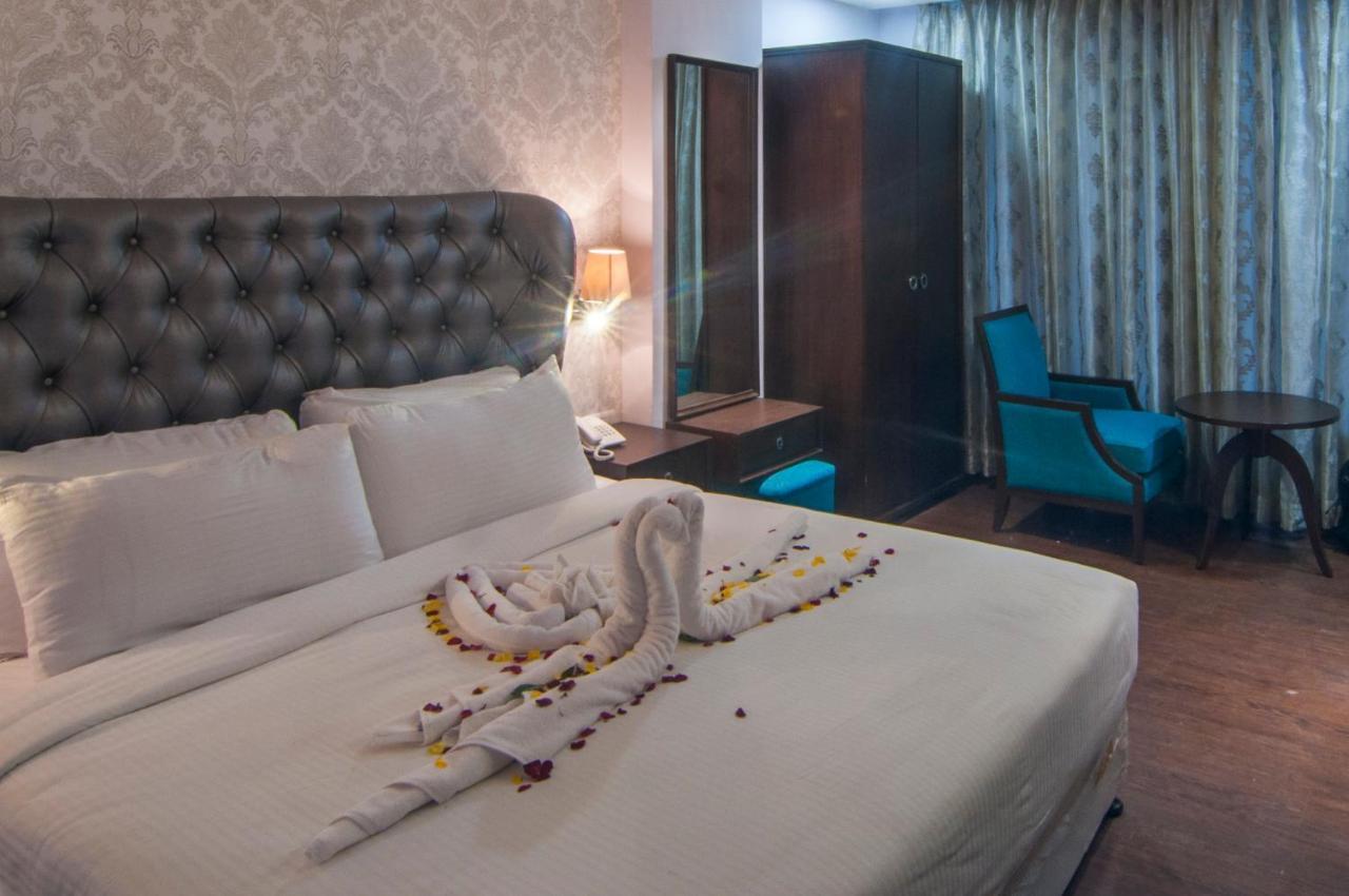Jalsa & Banquets,indore 3* Indore