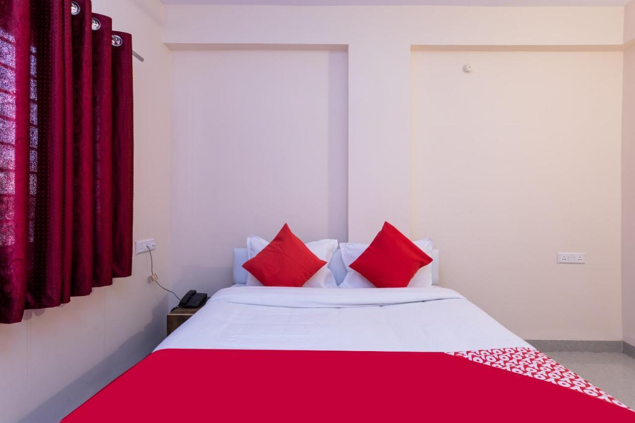 Oyo 36243 Mishthi Palace 3* Indore