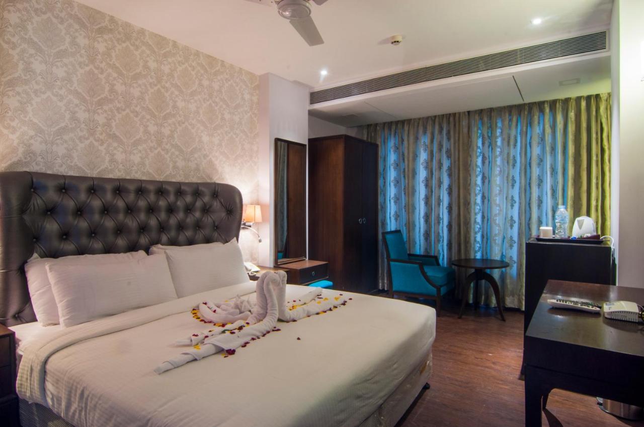 Jalsa & Banquets,indore Hotel