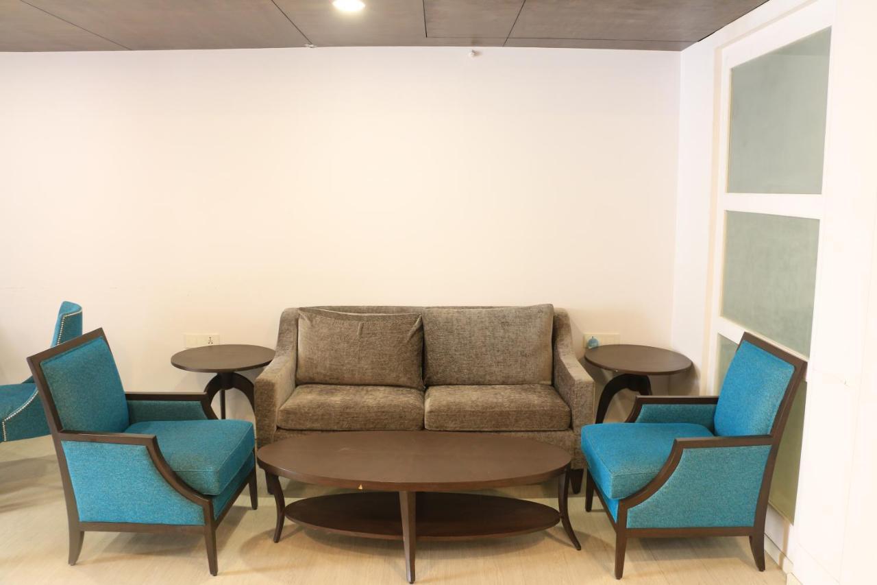 Hotel Jalsa & Banquets,indore 3*