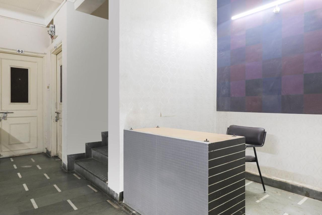Oyo 41740 Karnawat Indore