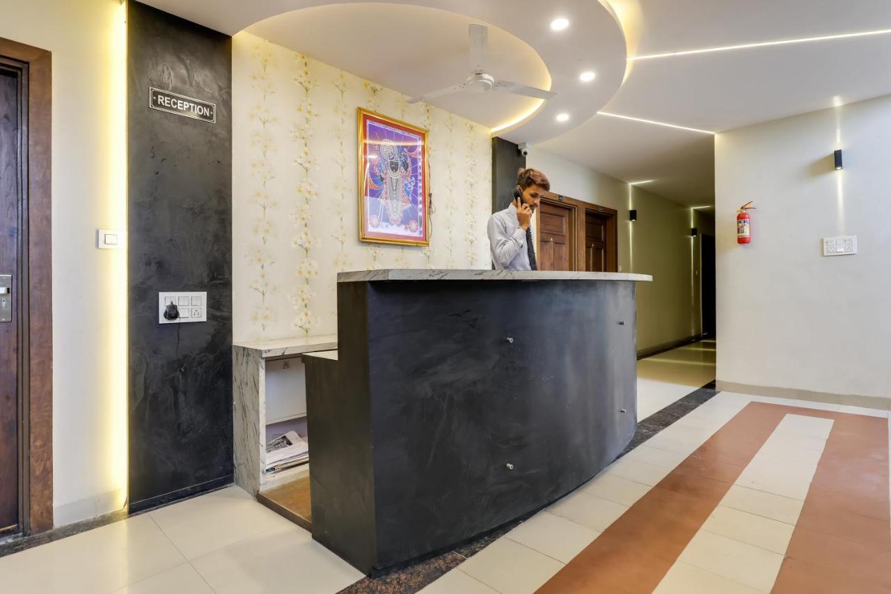 Oyo 16733 Sunshine Hotel