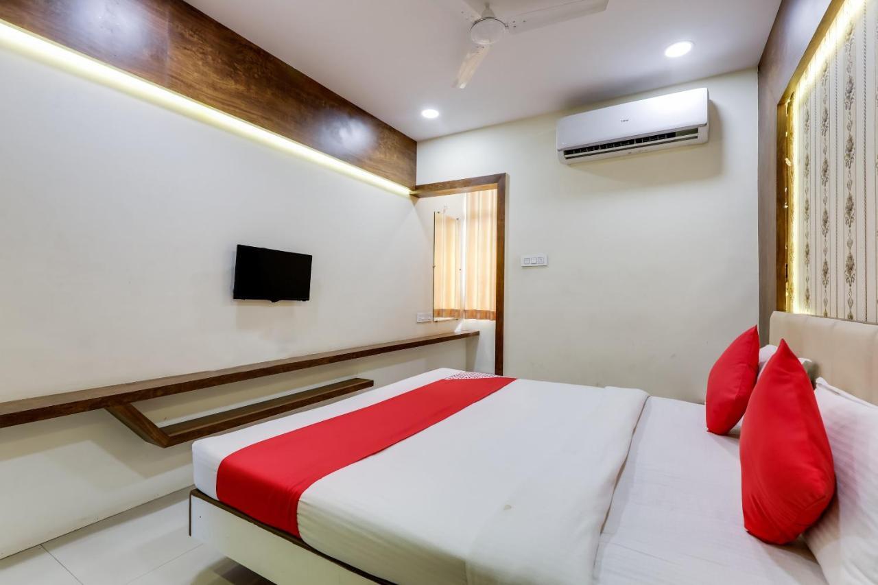Hotel Oyo 16733 Sunshine 3*