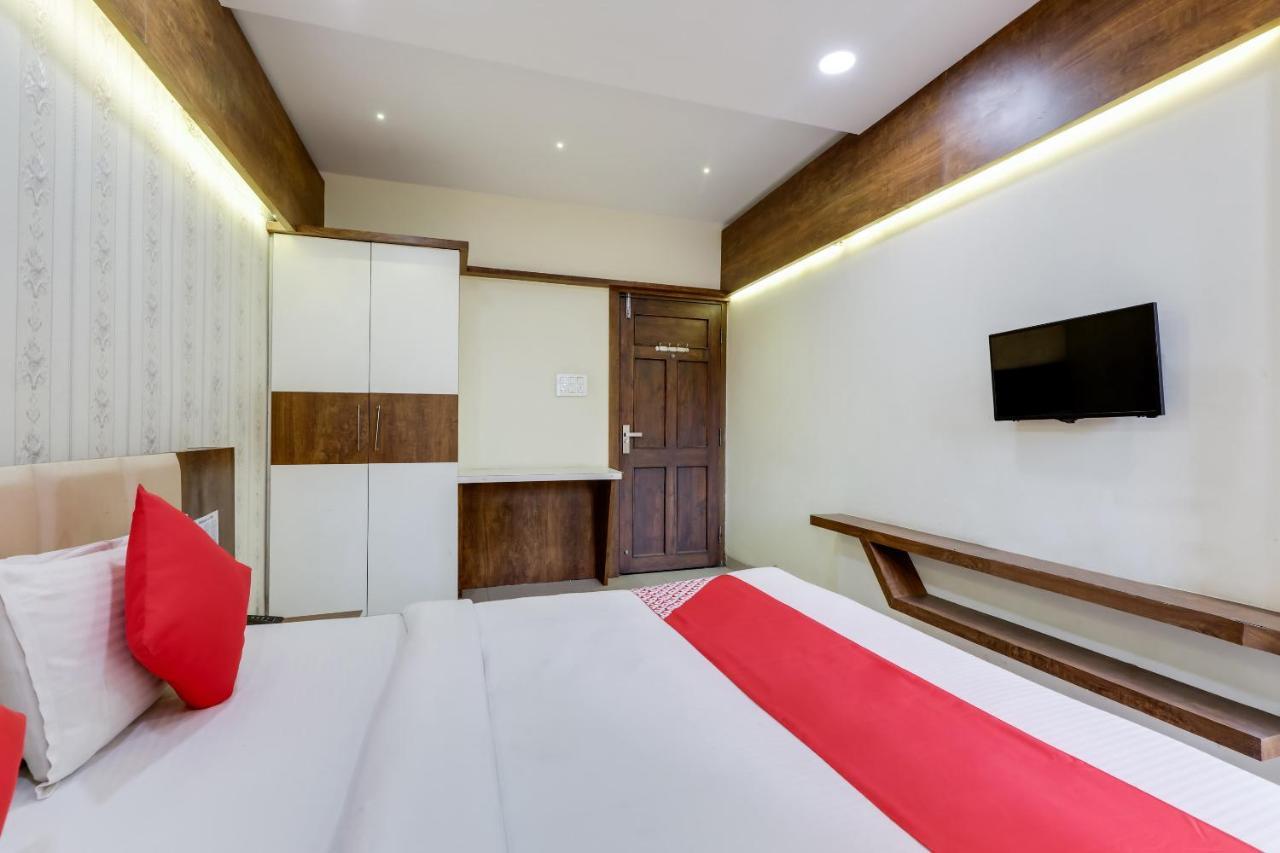 Oyo 16733 Sunshine Hotel Indore