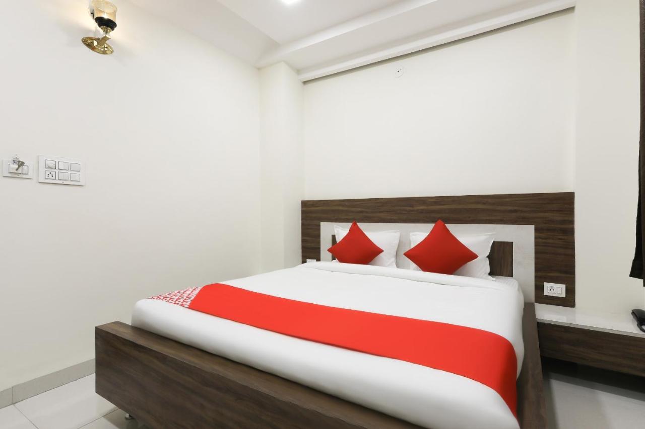 Hotel Oyo 60577 Sukhmani Residency 3*