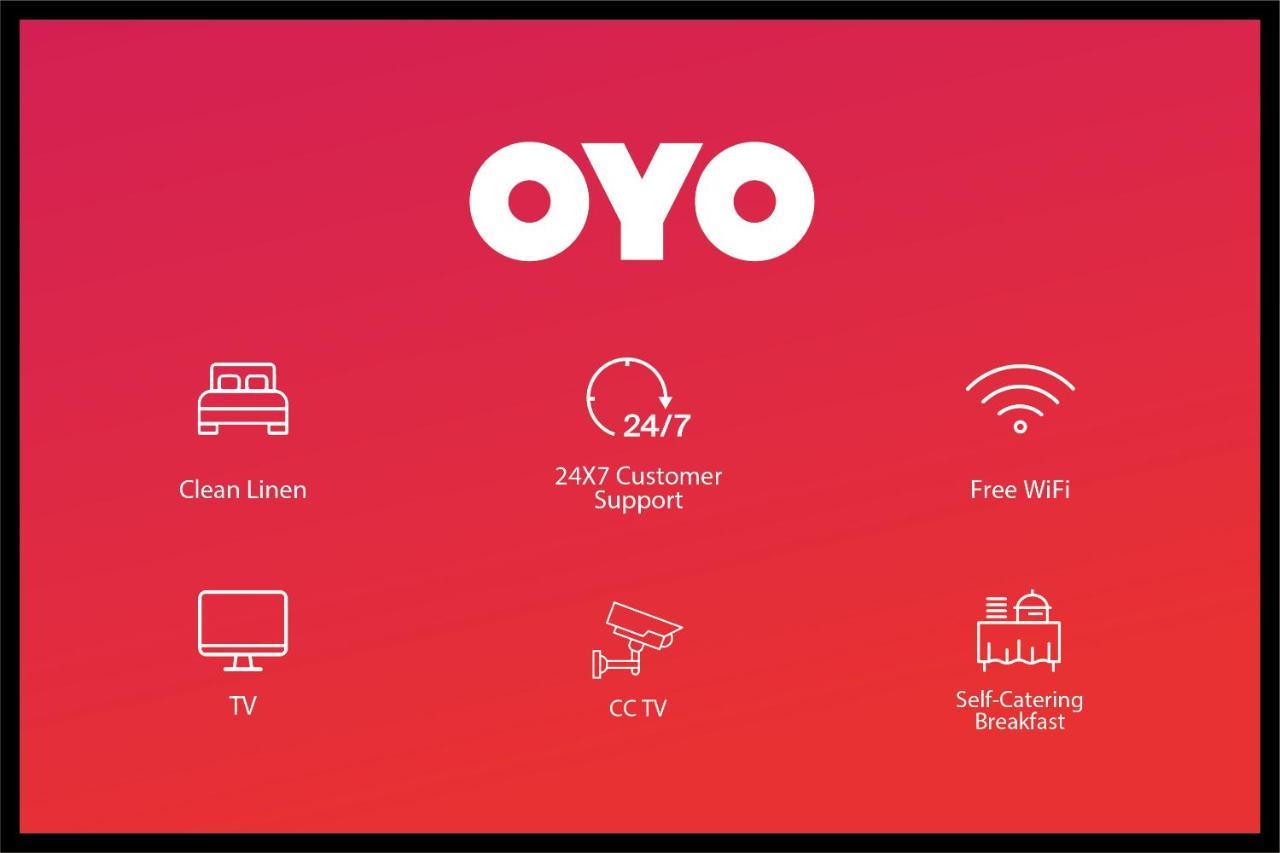 Oyo 62197 Shri Madan Mahal Hotel Indore