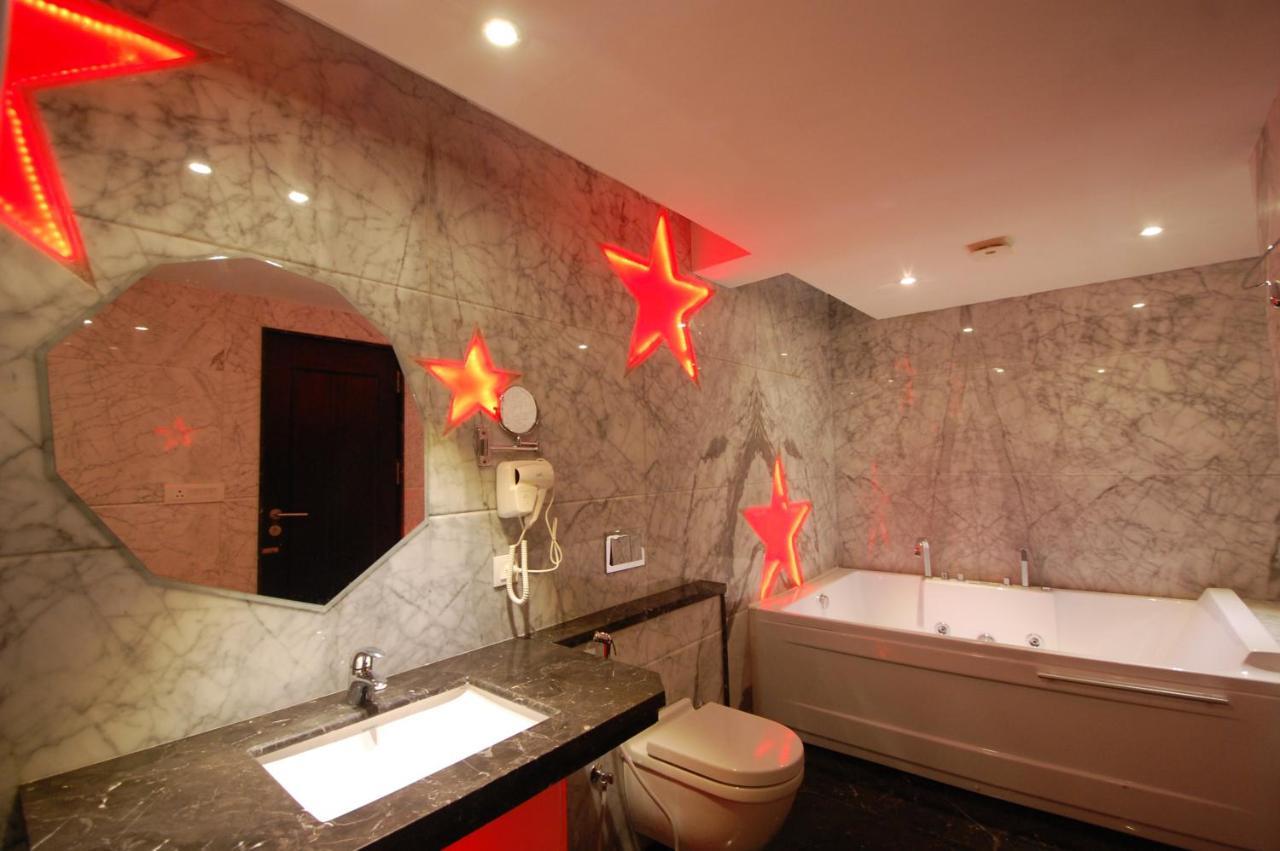 Click Sapphire Star Indore