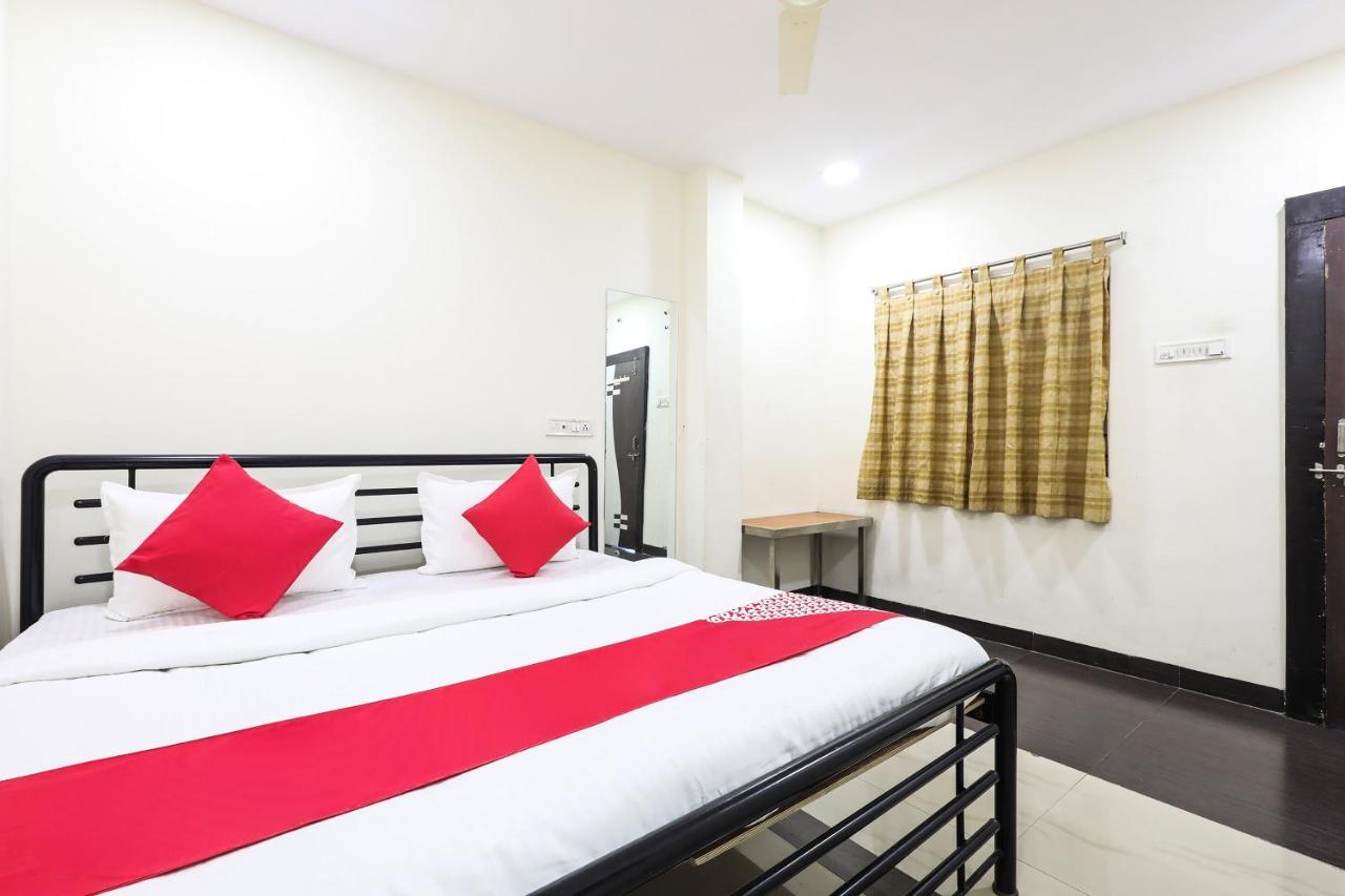 Oyo 62197 Shri Madan Mahal 3*