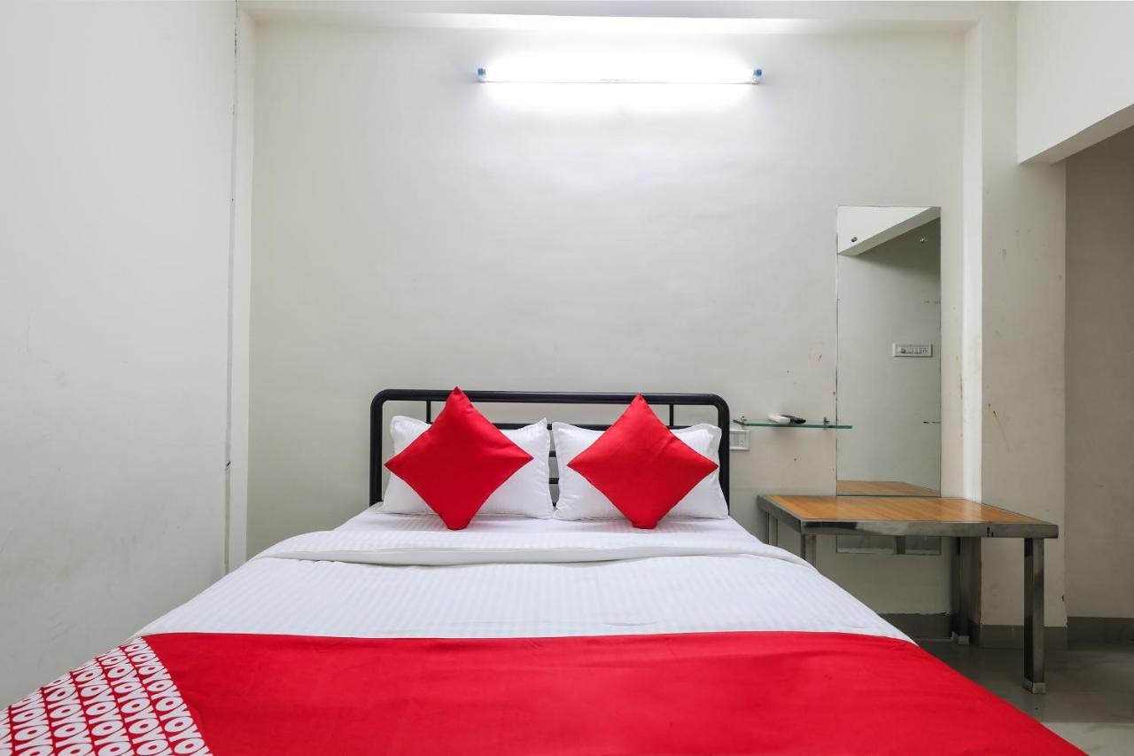 Hotel Oyo 62197 Shri Madan Mahal