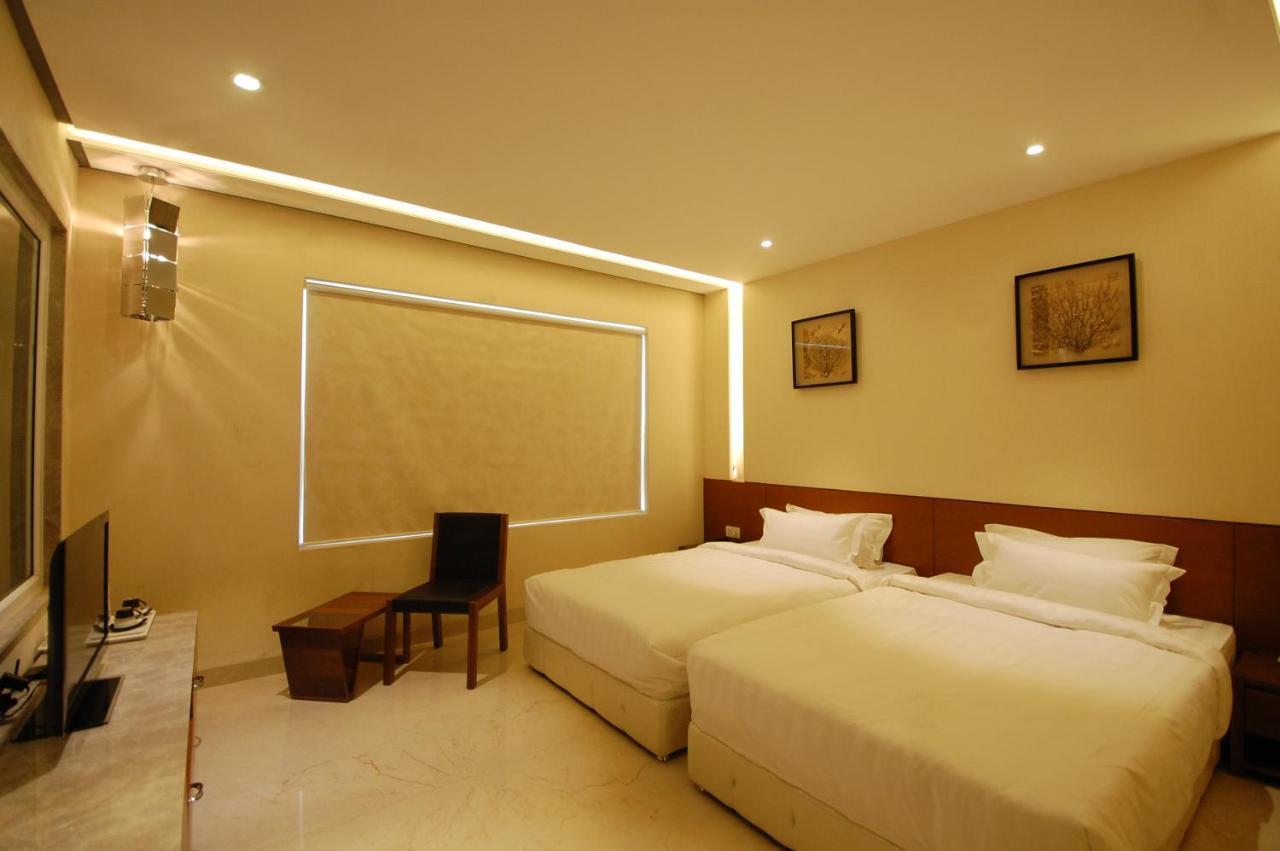 Click Sapphire Star Indore