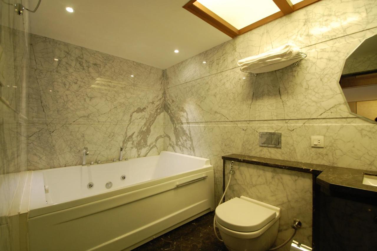 Click Sapphire Star 3* Indore