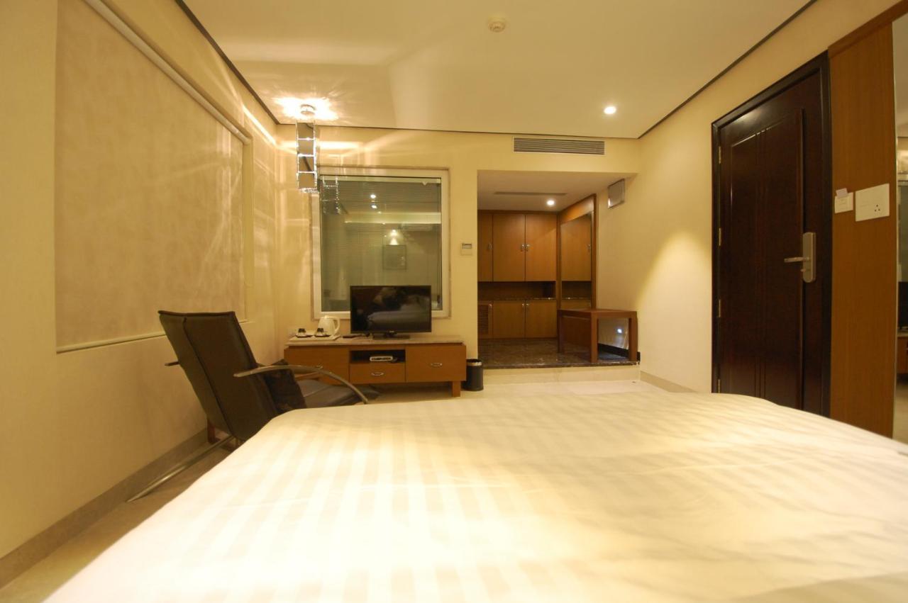 Click Sapphire Star Hotel Indore