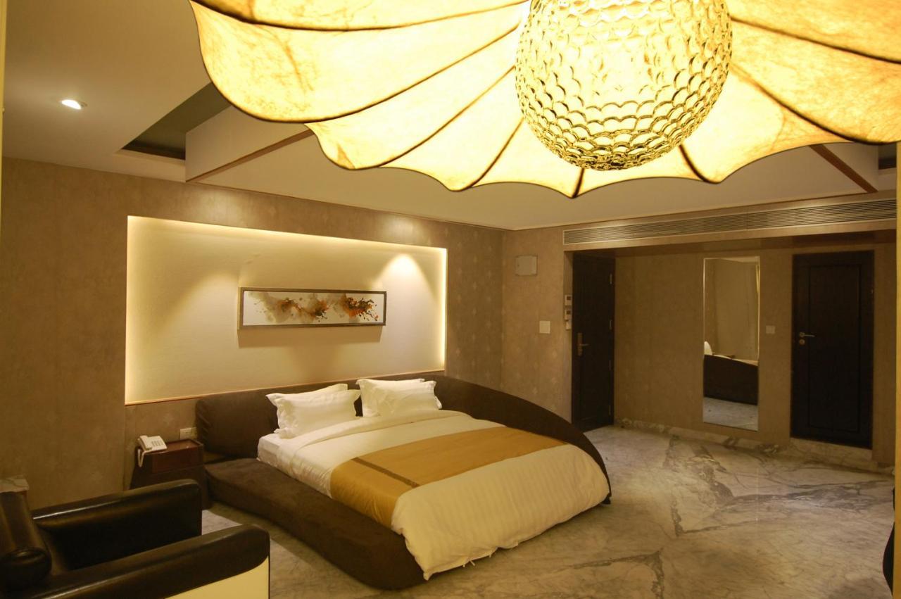 Click Sapphire Star Indore