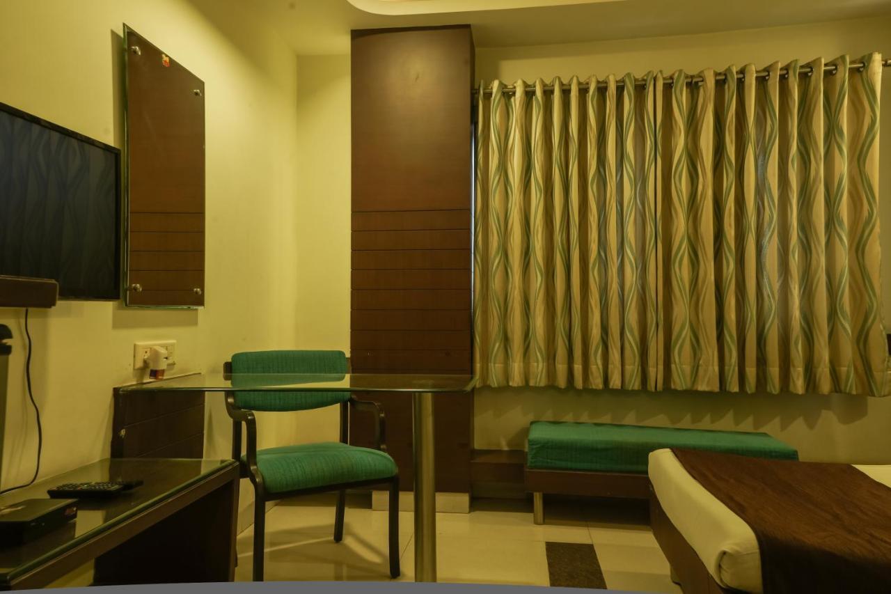 Hotel Somdeep Palace