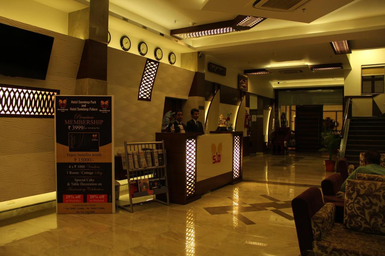 Somdeep Palace 3*