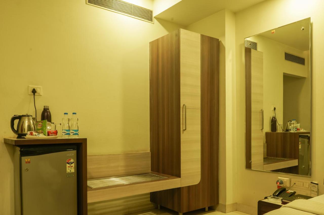 Somdeep Palace Hotel