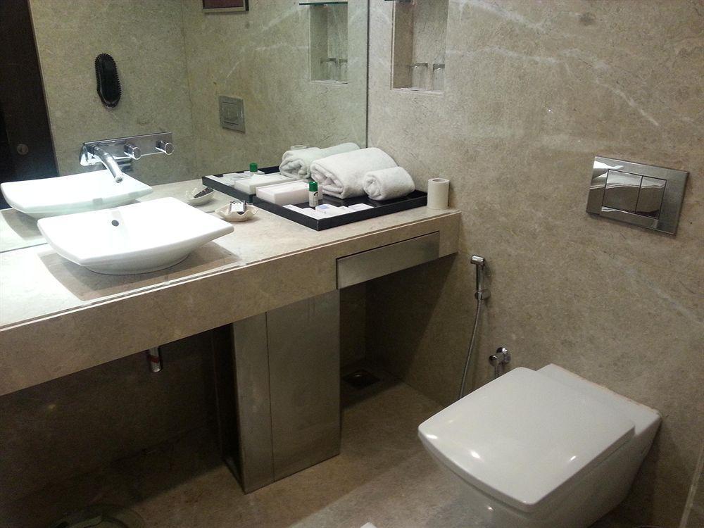 Landmark 4* Indore