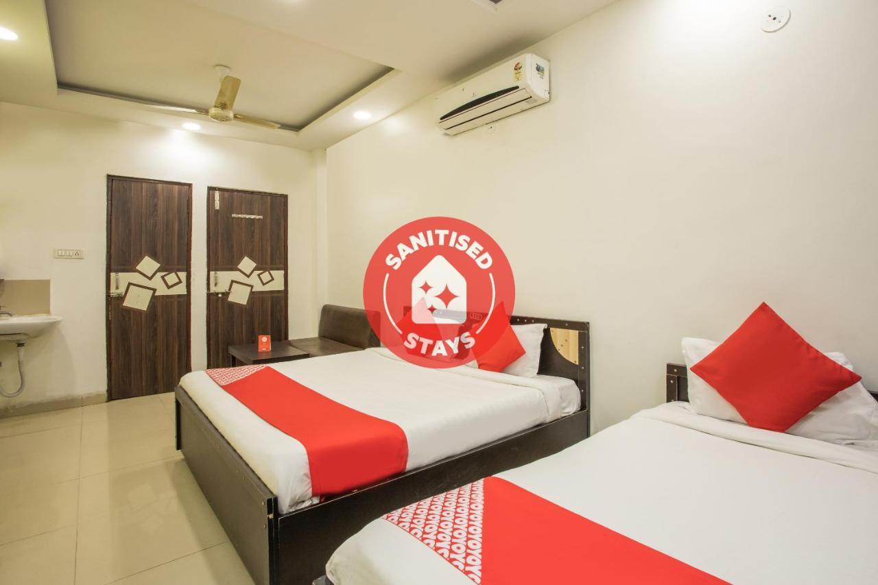 Hotel Oyo 3205 New Luxury Royale Indore