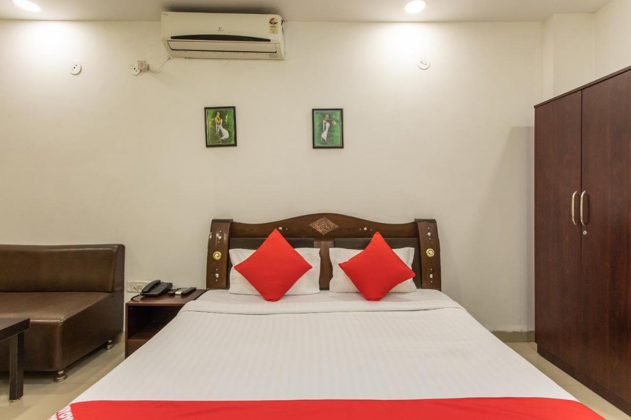 Oyo 3205 New Luxury Royale Hotel 3*