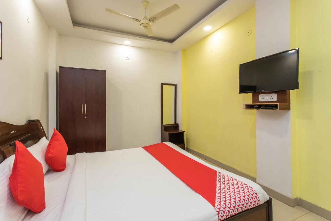 Oyo 3205 New Luxury Royale Indore