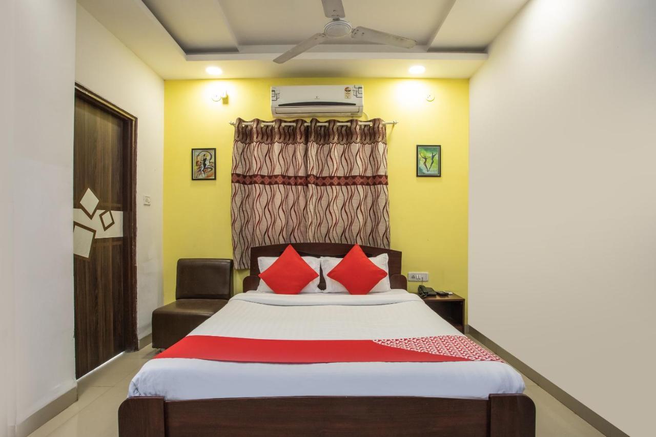 Oyo 3205 New Luxury Royale