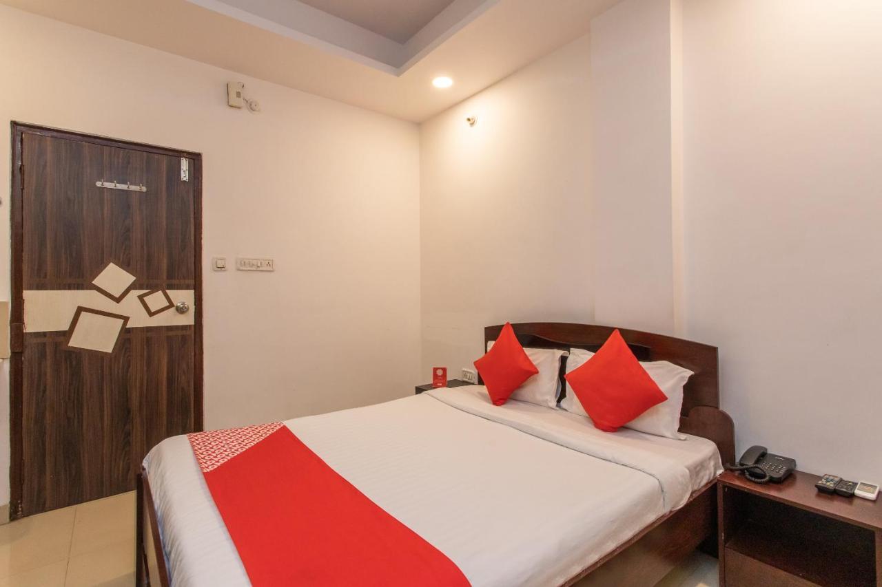 Oyo 3205 New Luxury Royale Hotel 3*