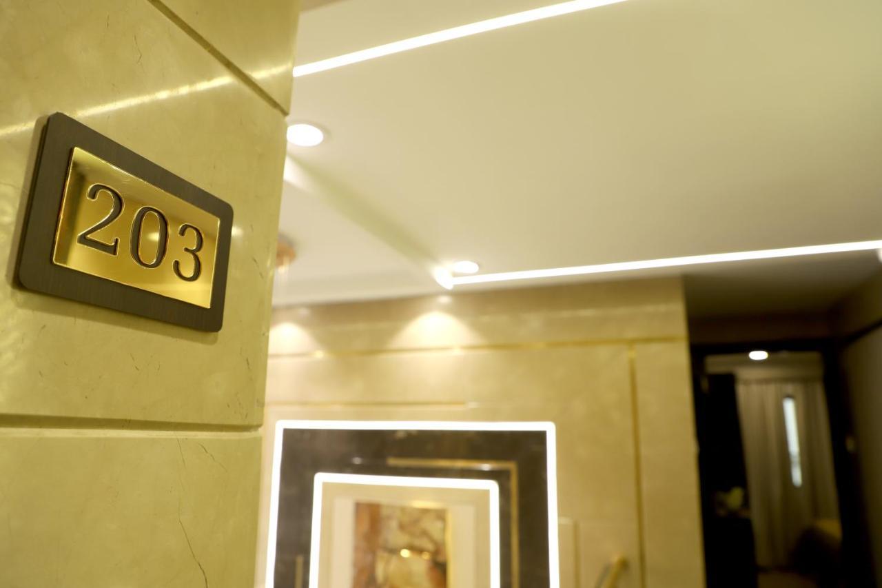 Grand Girdhar 4* Indore