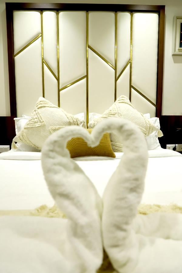 Hotel Grand Girdhar