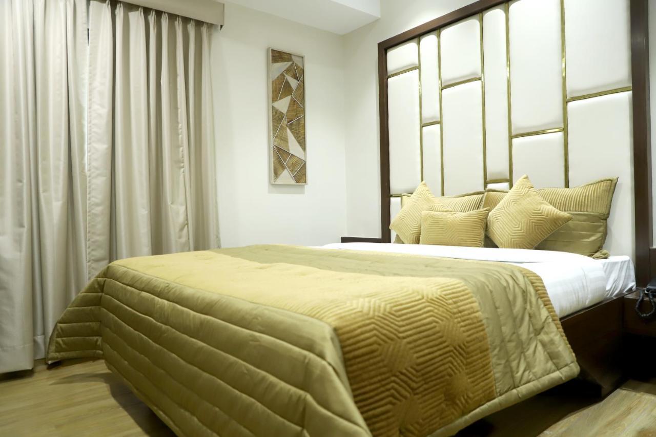 Grand Girdhar Indore