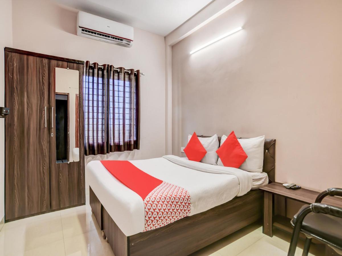 Oyo Asha Hotel