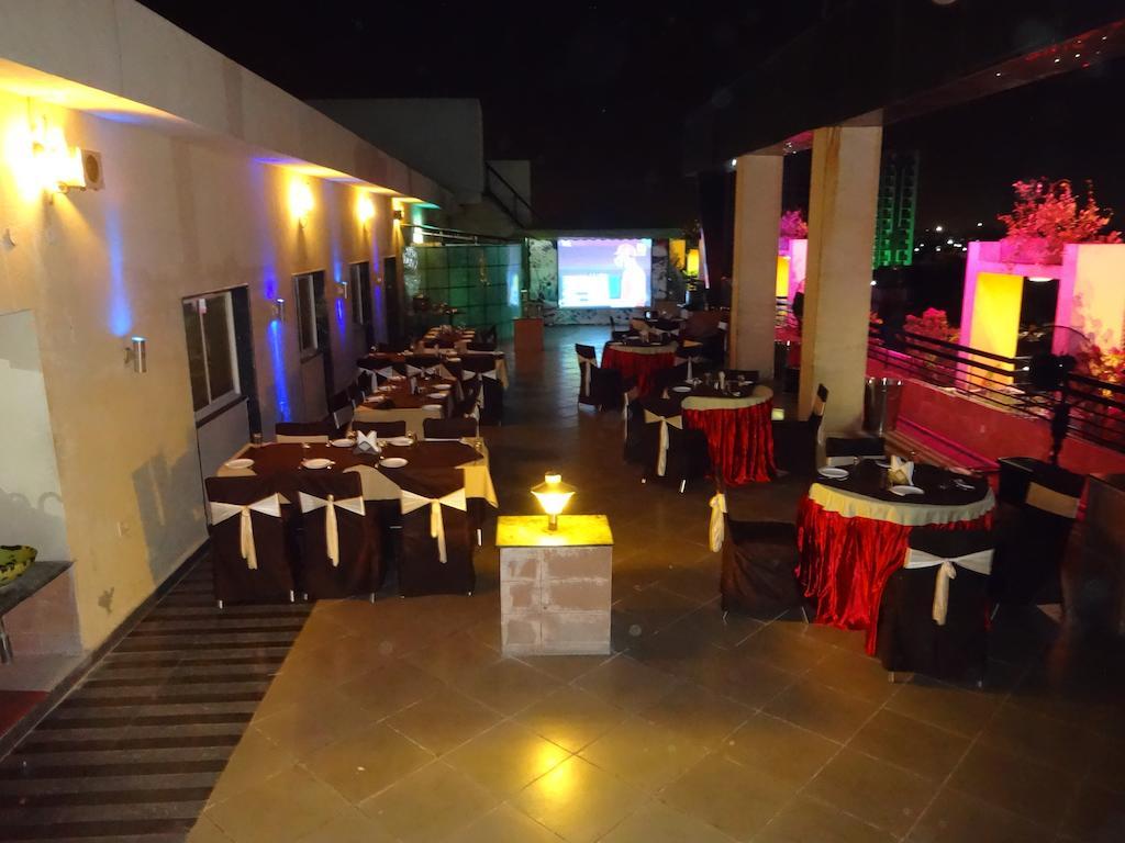 Hotel Mittal Avenue 3*
