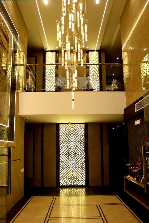 Grand Girdhar Hotel Indore
