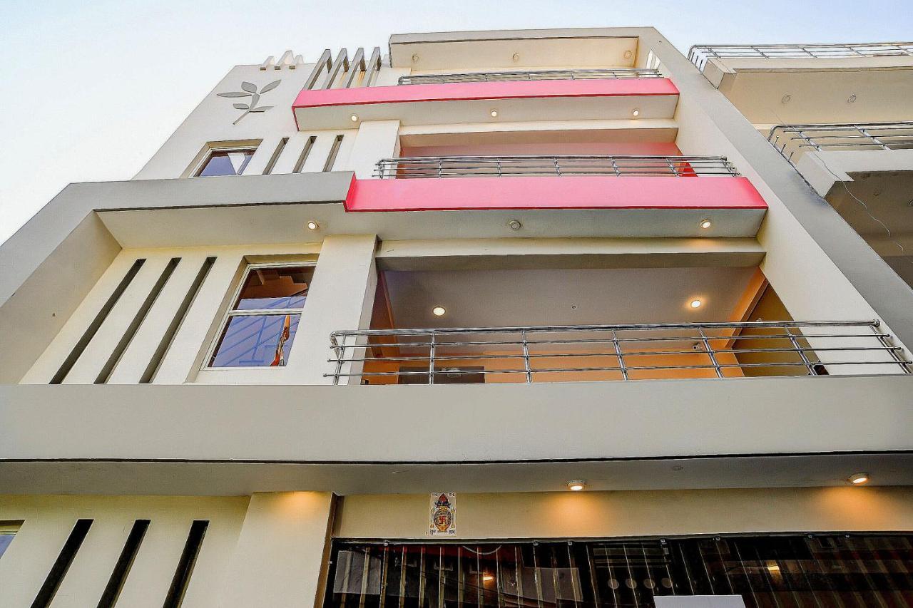 Hotel Oyo Asha 3*