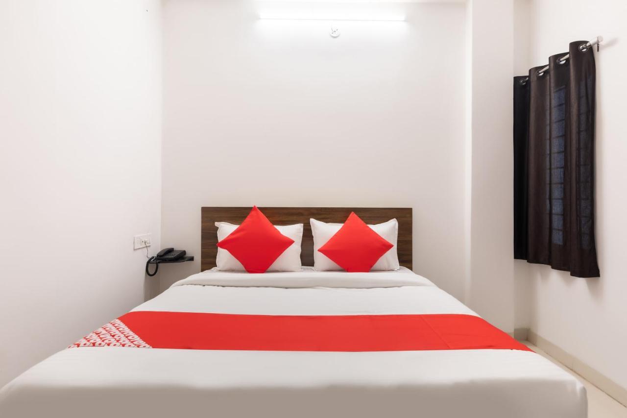 Oyo 39969 Shivansh Palace Hotel Indore