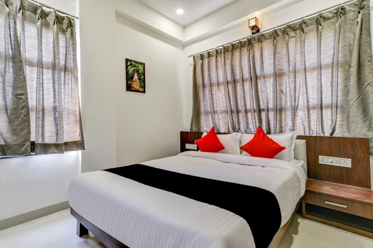 Hotel Capital O 77828 Hotel Twinkle Regency Indore